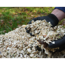 Садовий бензиновий подрібнювач гілок HECHT 6208