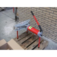 Гідравлічний трубозгинальний верстат Holzmann RBM 10