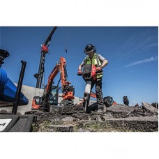 Каска захисна BOLT100 невентильована для промислового альпінізму зелена MILWAUKEE