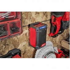 Радіоприймач із зарядним пристроєм MILWAUKEE, M12 RCDAB+