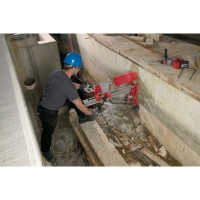 Стійка MILWAUKEE для алмазного свердління DCM 2-350