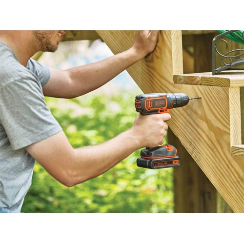 Дриль-шурупокрут акумуляторний BLACK+DECKER BDCDC18KB