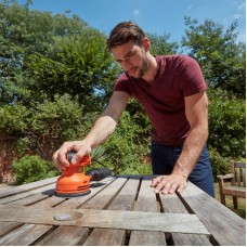 Шліфмашина ексцентрикова мережева BLACK+DECKER BEW210