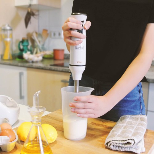 Ручний блендер BLACK+DECKER BXHBA600E