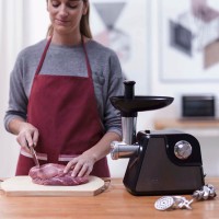 М’ясорубка BLACK+DECKER BXMMA1000E