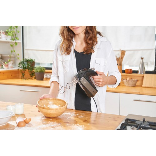 Ручний міксер BLACK+DECKER BXMX500E