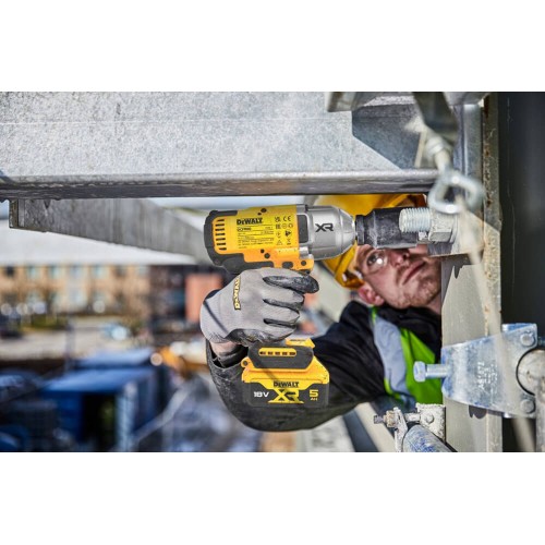 Гайкокрут ударний акумуляторний безщітковий DeWALT DCF900P2T
