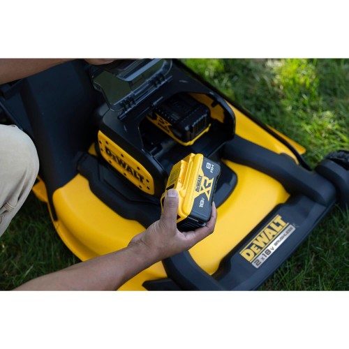 Газонокосарка акумуляторна безщіткова DeWALT DCMWP134W2