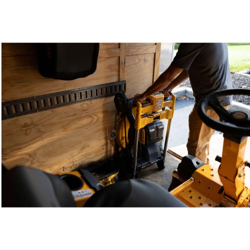 Газонокосарка акумуляторна самохідна безщіткова DeWALT DCMWSP156W2