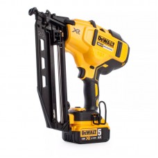 Пістолет цвяхозабивний акумуляторний безщітковий DeWALT DCN660P2