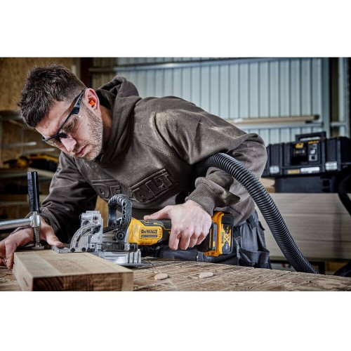 Фрезер акумуляторний безщітковий DeWALT DCW682NT