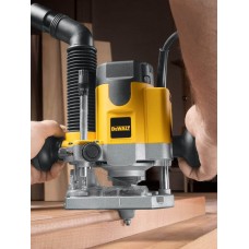 Фрезер мережевий DeWALT DW621KT
