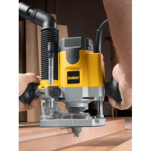 Фрезер мережевий DeWALT DW621KT