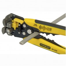 Щипці FatMax для зняття зовнішньої і внутрішньої ізоляції з проводів STANLEY FMHT0-96230