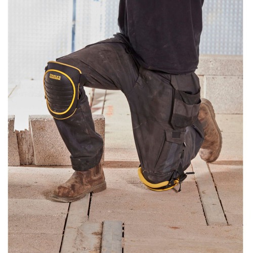 Наколінники з твердою оболонкою та гелевим наповненням, 2 шт. STANLEY FMST82961-1