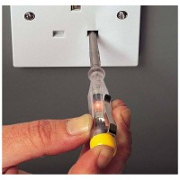 Викрутка тестер довжиною під щліц SL3 з довжиною стрижня 65 мм STANLEY STHT0-66121