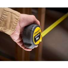 Рулетка вимірювальна CONTROL-LOCK довжиною 8 м, шириною 25 мм, в обгумованому корпусі, з подвійною шкалою STANLEY STHT37232-0