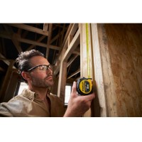 Рулетка вимірювальна CONTROL-LOCK довжиною 8 м, шириною 25 мм, в обгумованому корпусі, з подвійною шкалою STANLEY STHT37232-0