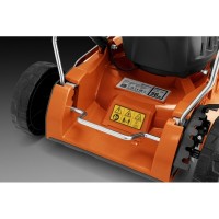 Акумуляторна газонокосарка Husqvarna LB 144i KIT (9706482-02)