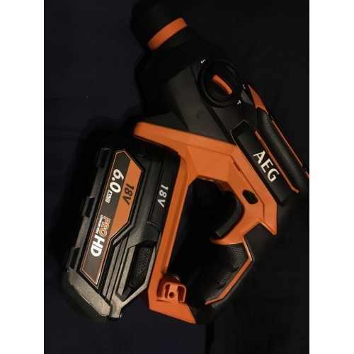 Акумуляторний перфоратор AEG BBH 18C-0 без АКБ и ЗП (4935464984)