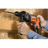 Ударний дриль AEG SBE 705 RE