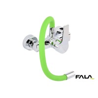 Змішувач води настінний "FLEXIBLE" FALA з гнучкою зеленою лійкою