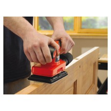 Шліфмашина вібраційна Black+Decker 240 Вт